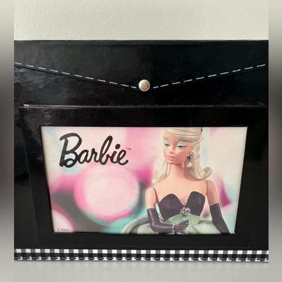 Vintage 2000s Barbie Cosmetics Storage Case - Picture 2 of 5